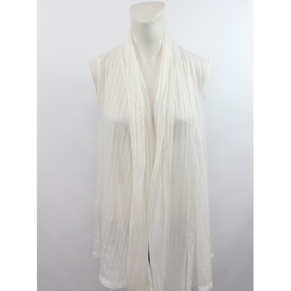 Francesca's Collections Sweaters - NWT NEW Alya By Francescas Mesh Cardiwrap Sweater